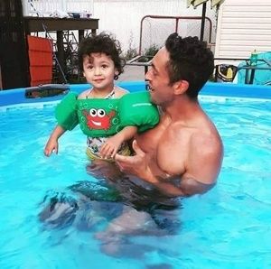 Meet your Posher, Eric